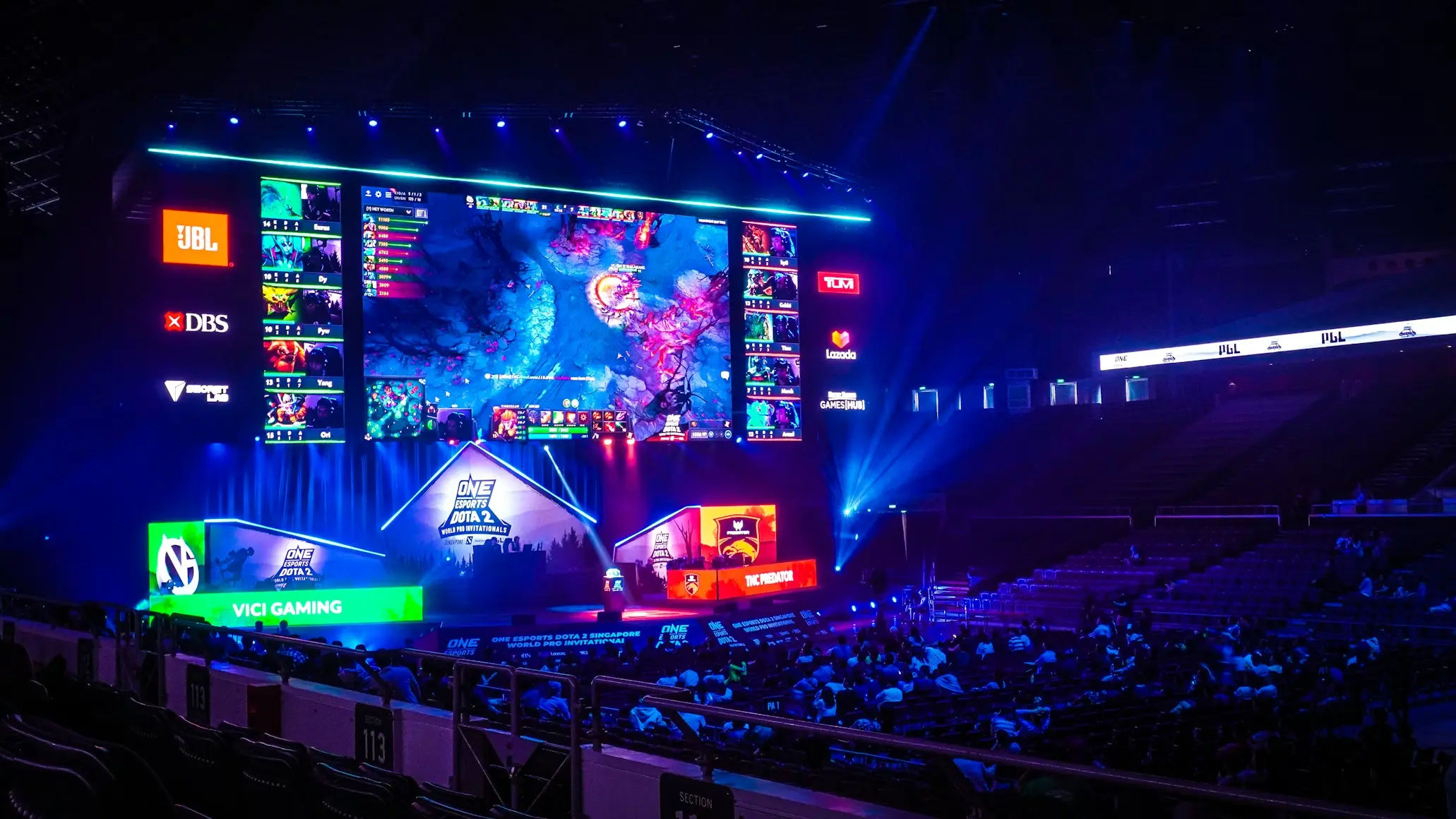Pantalla LED en escenario